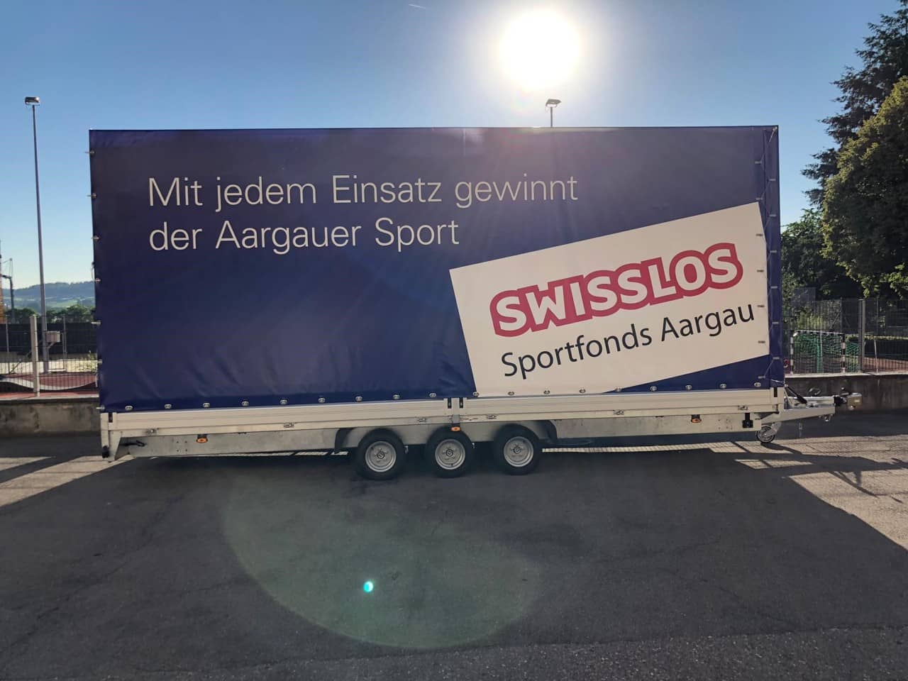 Swisslos-Sportfonds Anhänger für den Transport des mobilen Pumptracks