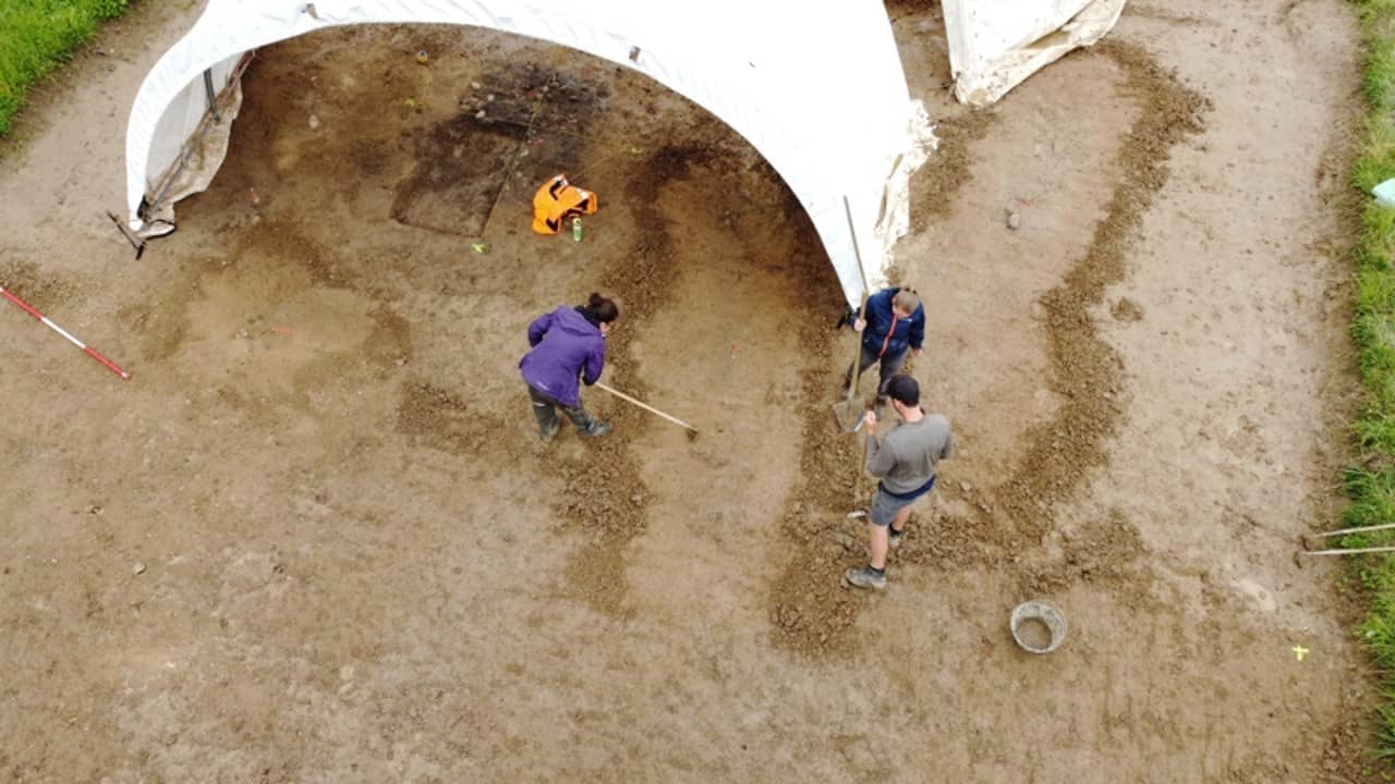 Drohnenaufnahme des Grabungsfeldes im Feldkurs Möriken-Wildegg.