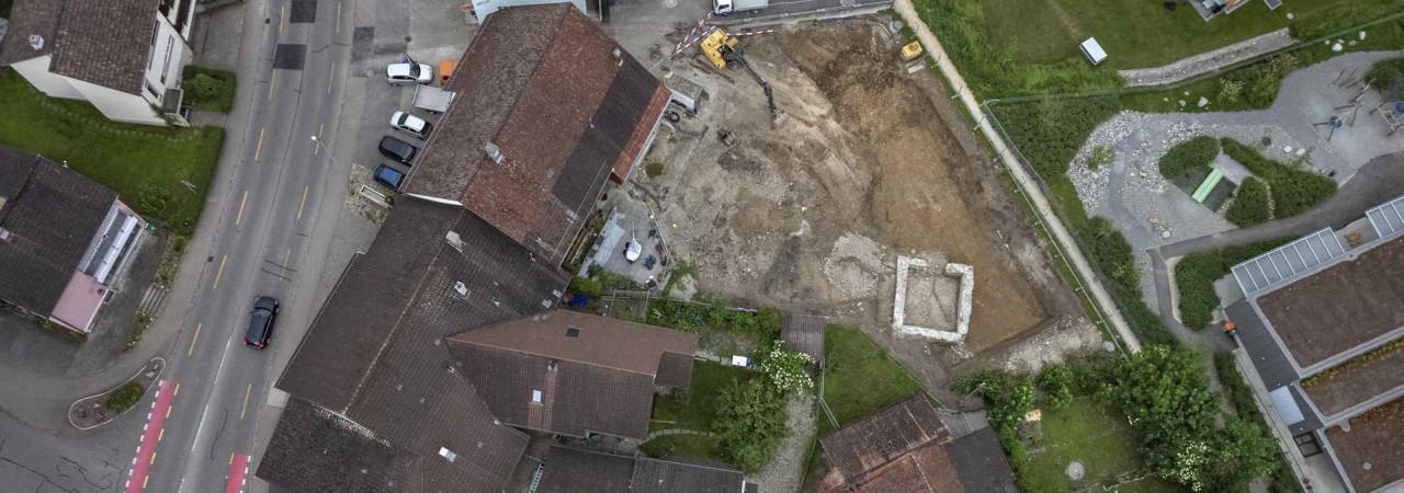 Drohnenaufnahme der Grabungsfläche.