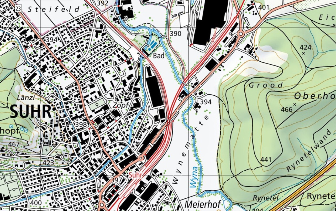 Kartenausschnitt zeigt Suhr mit Flusslauf und gekennzeichneter Brücke.