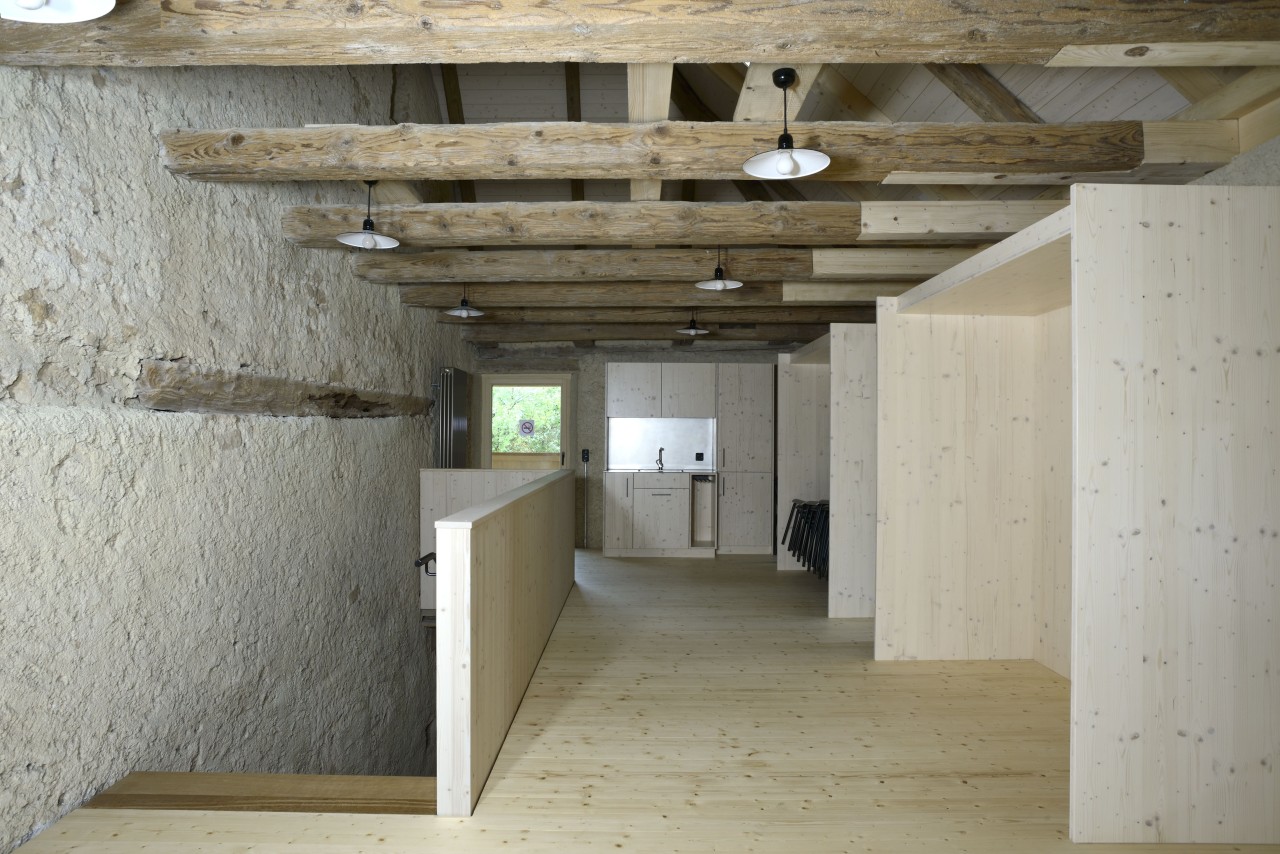 Aufgang 1. Obergeschoss, Vorplatz des neuen Kirchgemeindesaals.