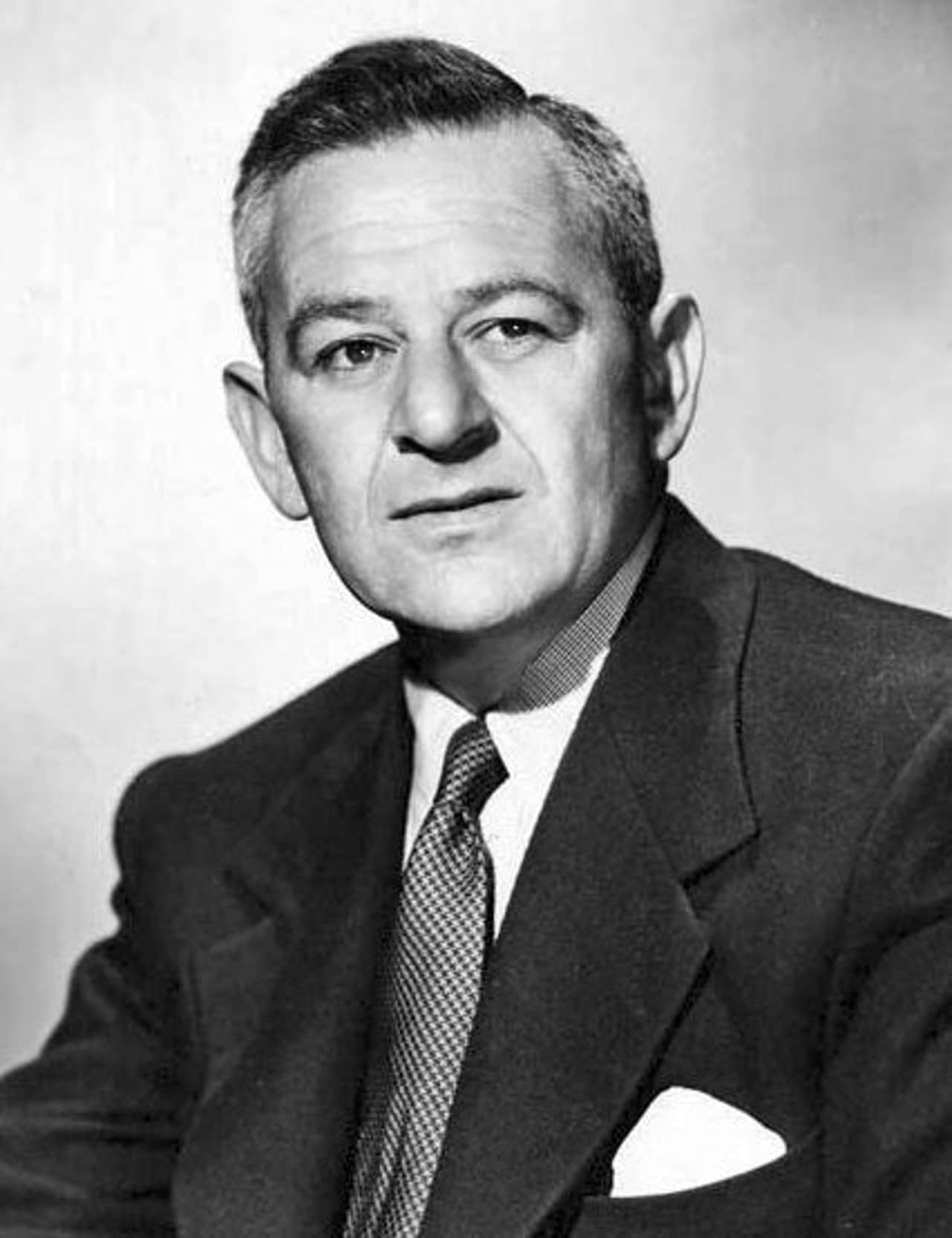 Schwarz-weiss Porträtfoto vom Filmemacher William Wyler aus Endingen.