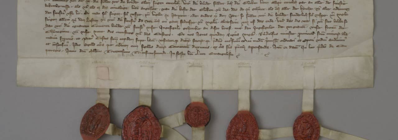 Eine Urkunde aus dem Kloster Königsfelden mit fünf Siegeln