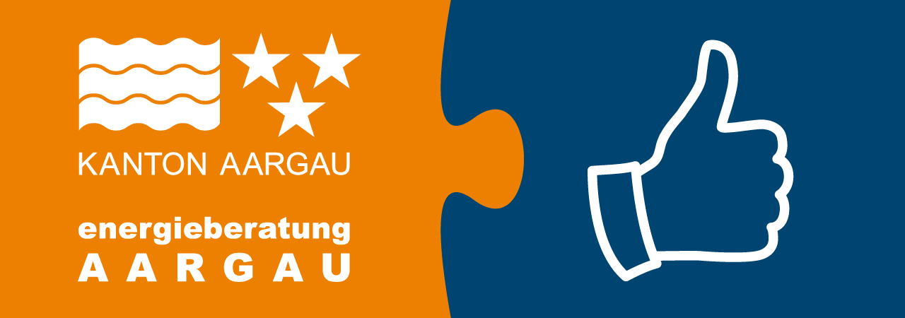 Key Visual Energieberatung Aargau: Logo des Kantons Aargau mit Wellen und drei Sternen links, daneben ein weisses Daumensymbol auf blauem Hintergrund. Text: 'Energieberatung Aargau'.