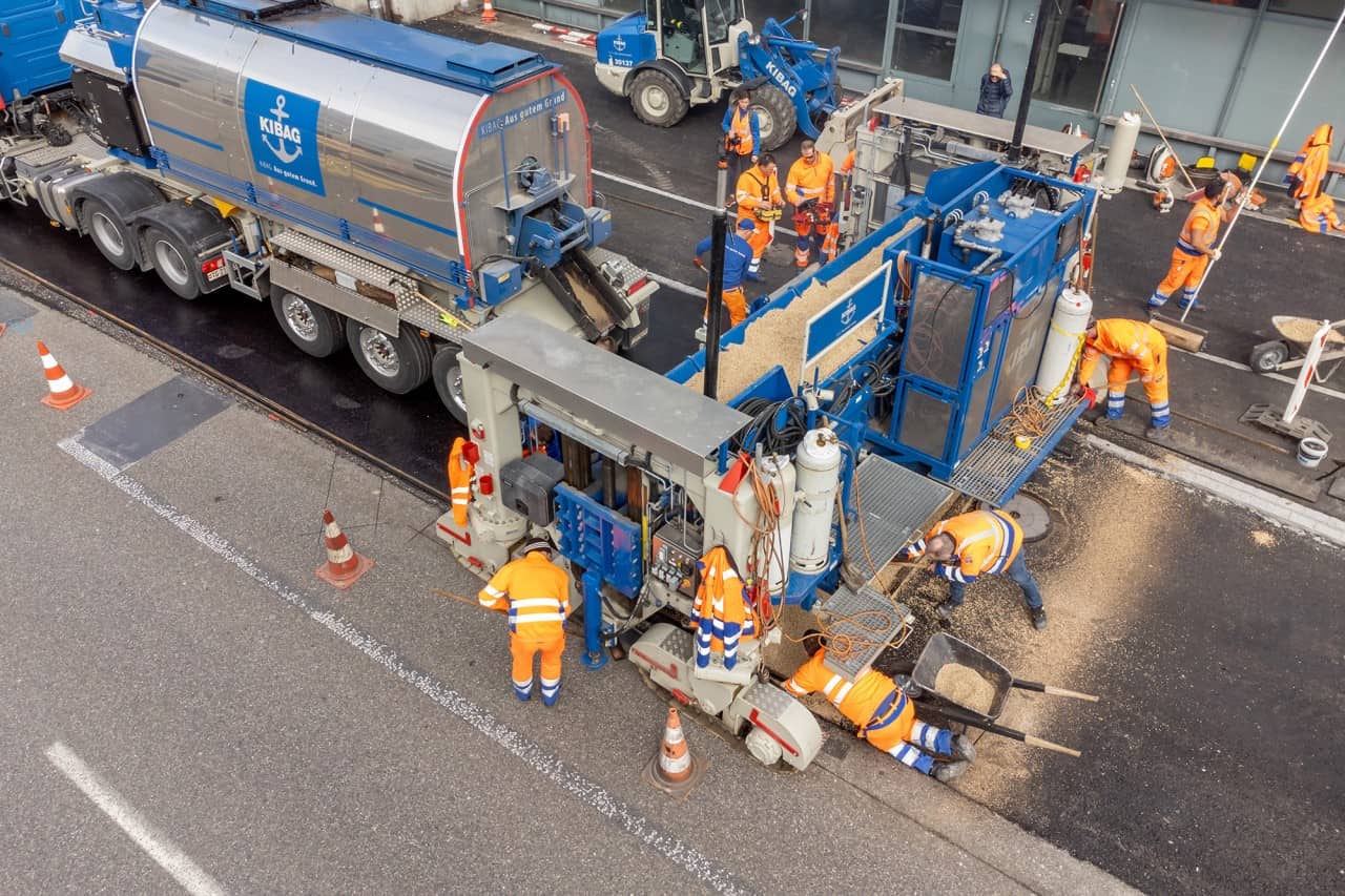 Belagseinbau beim Teilprojekt 2