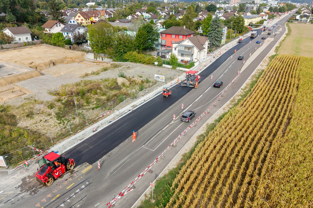 Belagseinbau Tramstrasse.