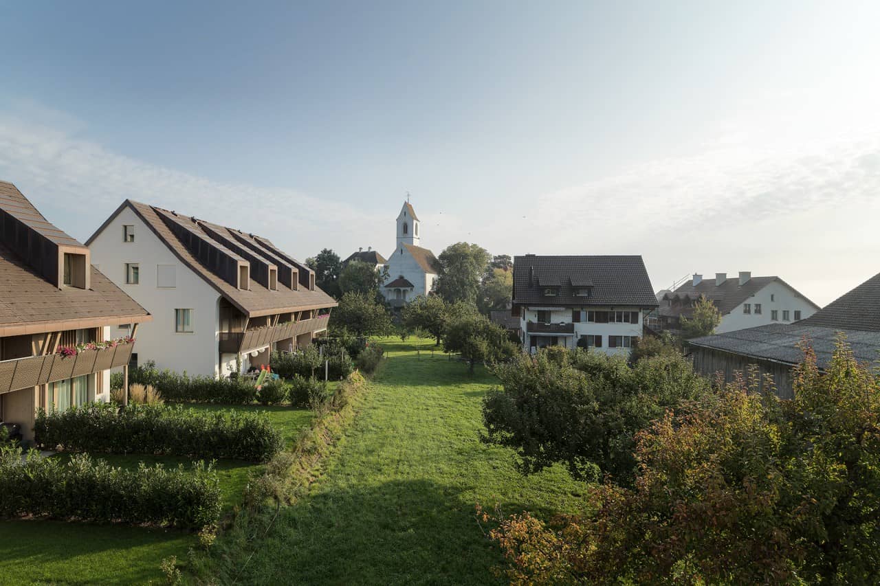 Die Neubauten der Siedlung "Im Obstgarten" respektieren den historischen Ortskern von Boswil.