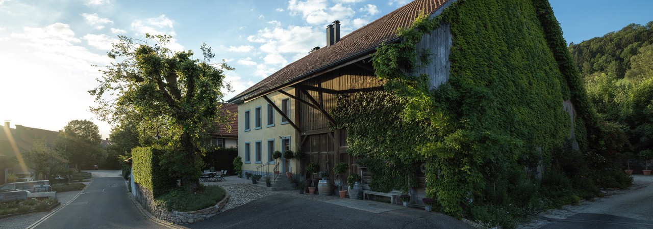 Slider: NjUwOTgzNg Bild 101