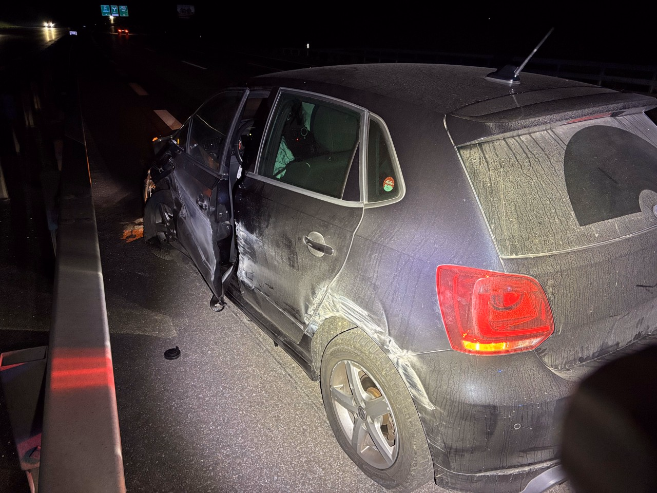 Unfallfahrzeug Autobahn.