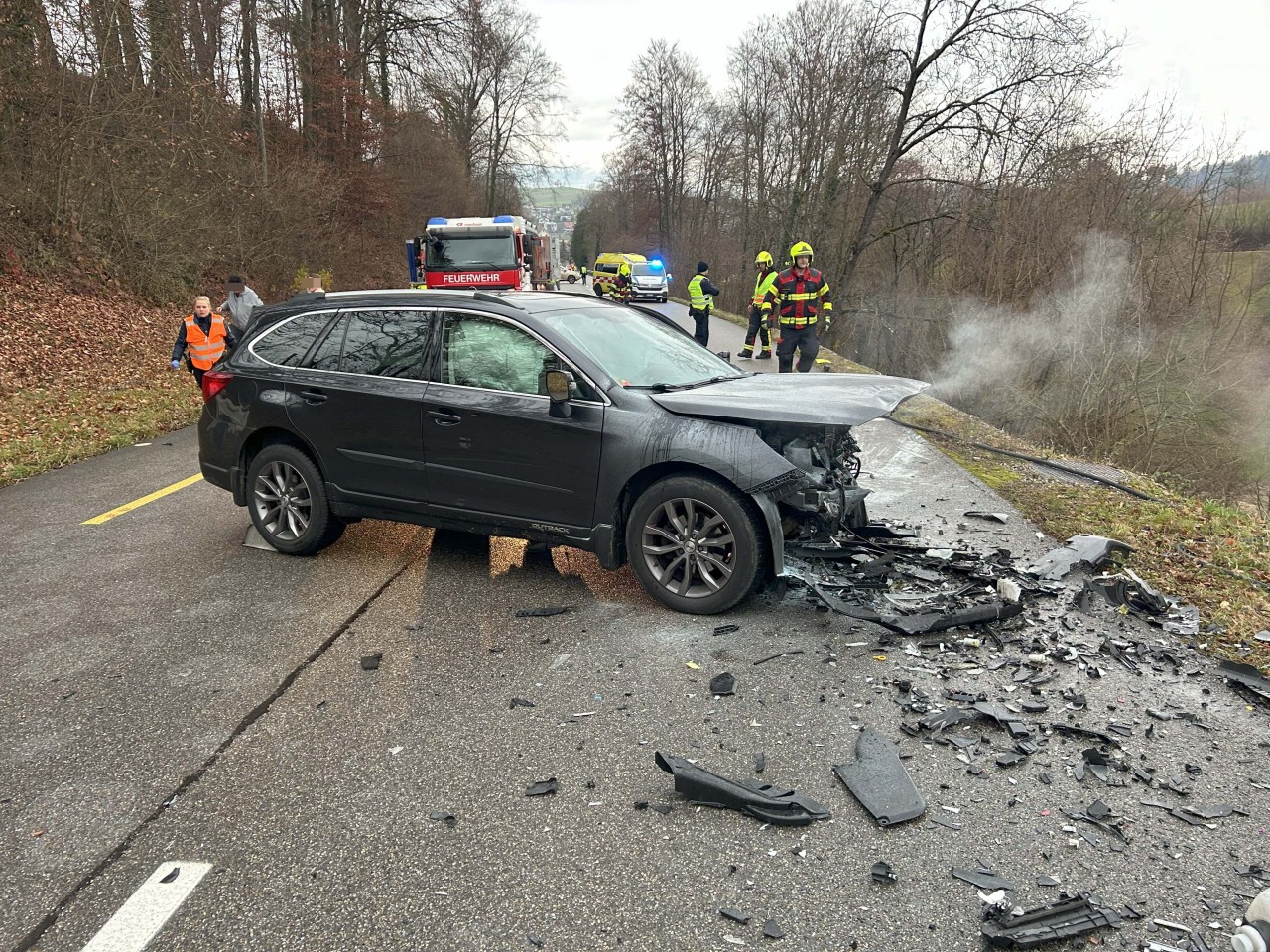 Demolierter Unfallwagen.