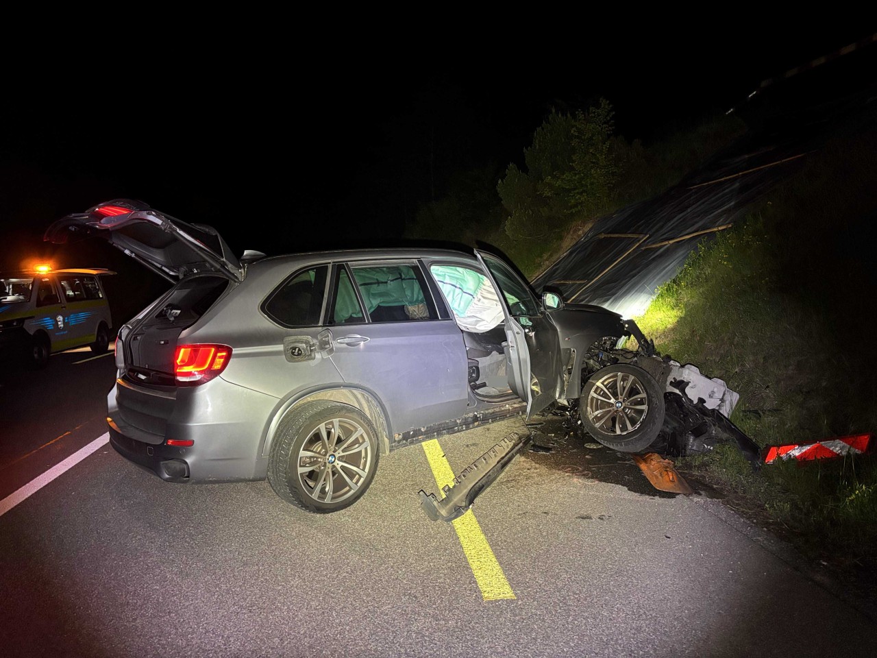 Unfallfahrzeug nach Selbstunfall.
