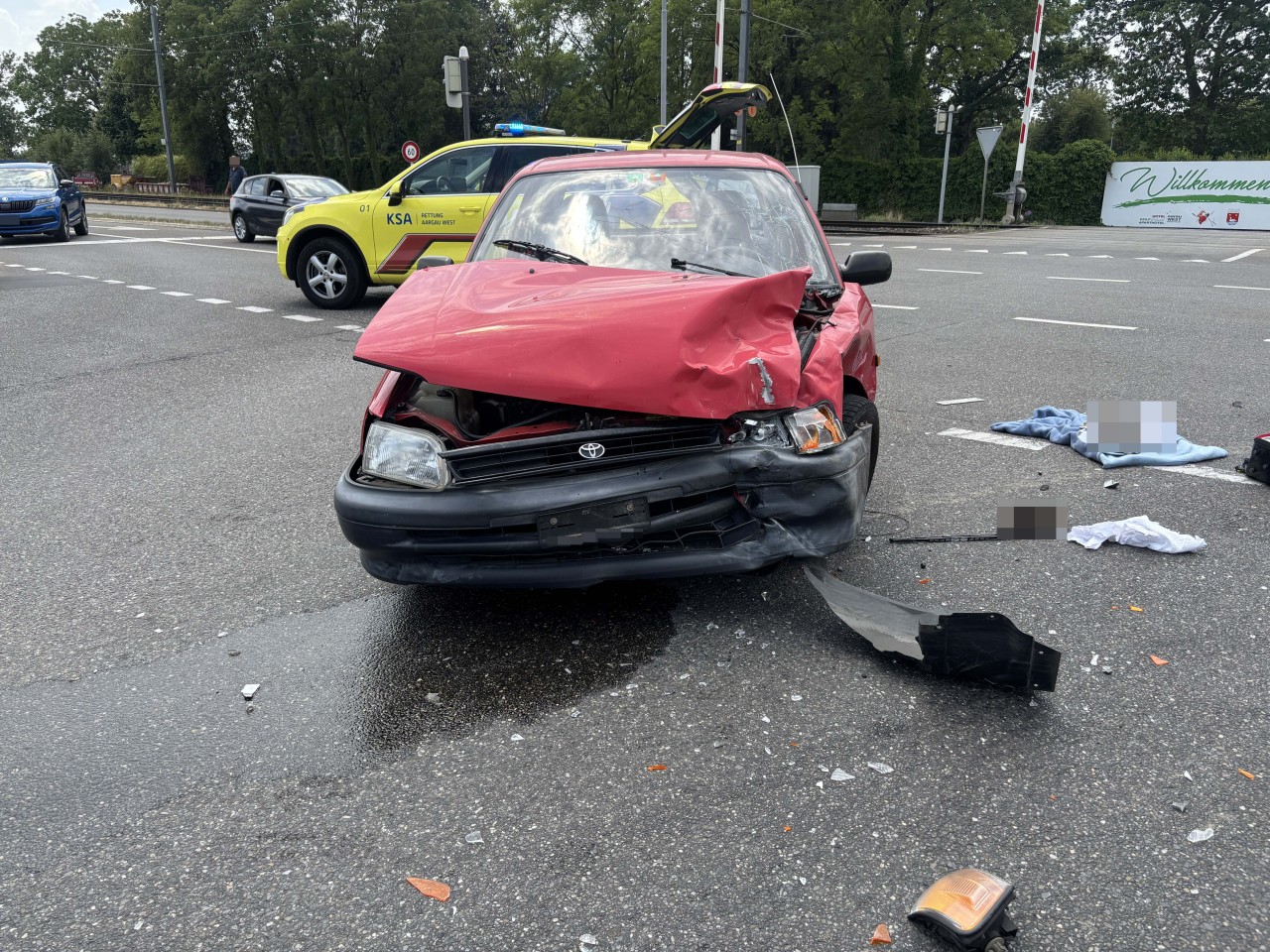 Demoliertes Fahrzeug.