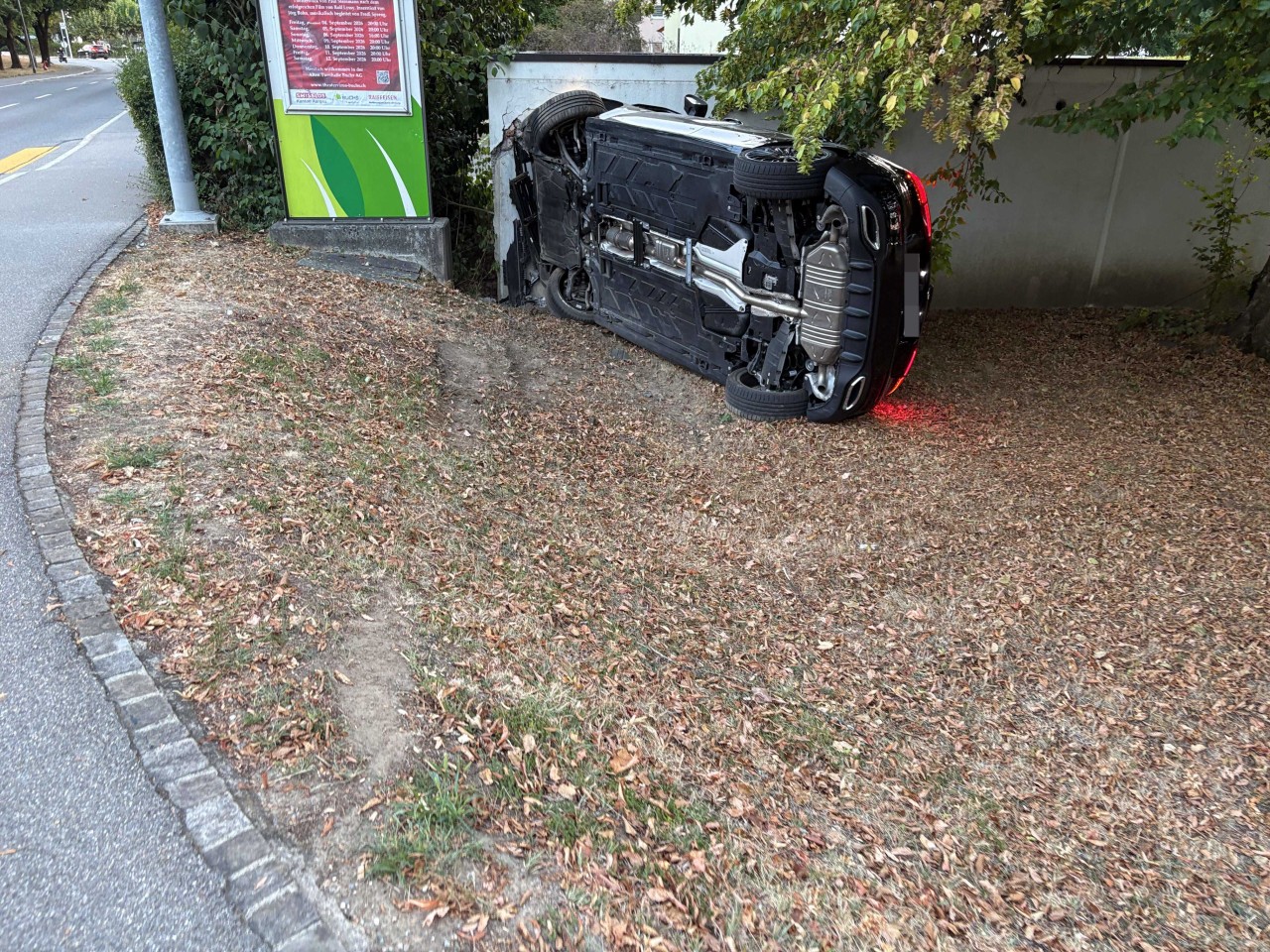 Unfallfahrzeug nach Selbstunfall.