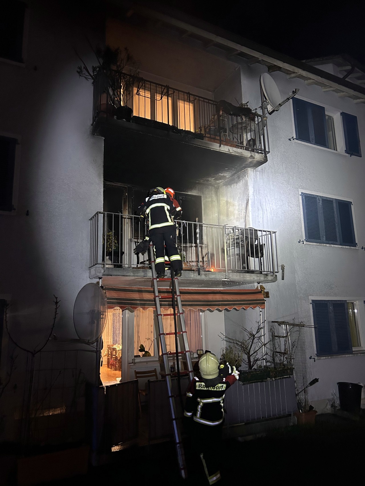 Verwüsteter Balkon.
