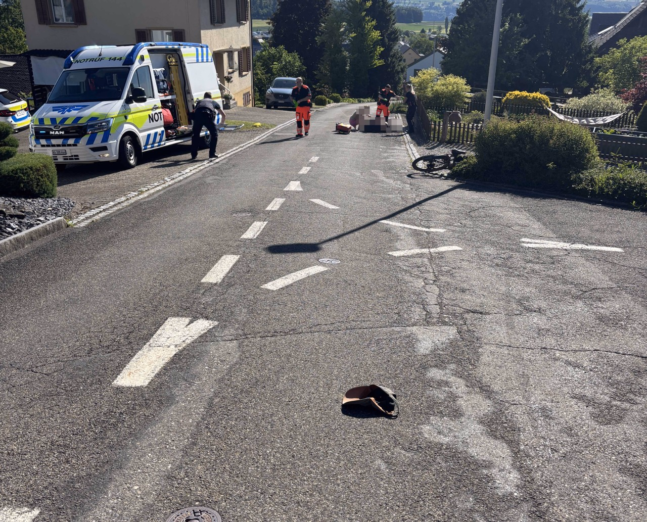 Unfallstelle auf Quartierstrasse.