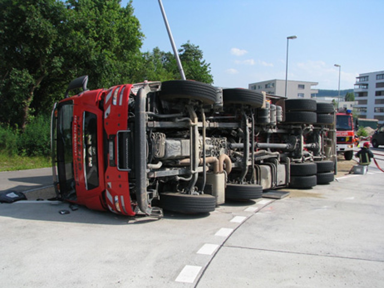 Gekippter Lastwagen