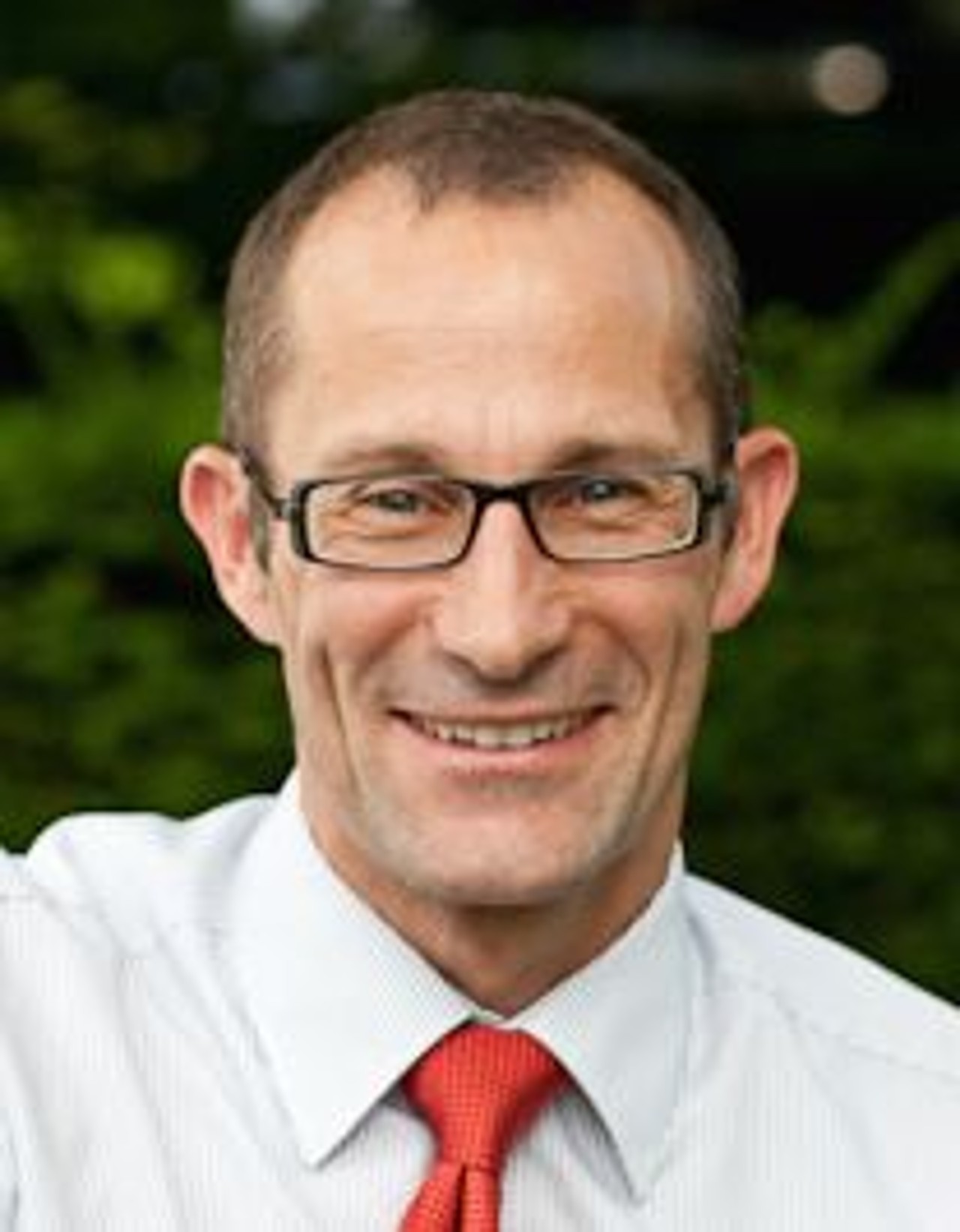 Portrait von Sven Akeret