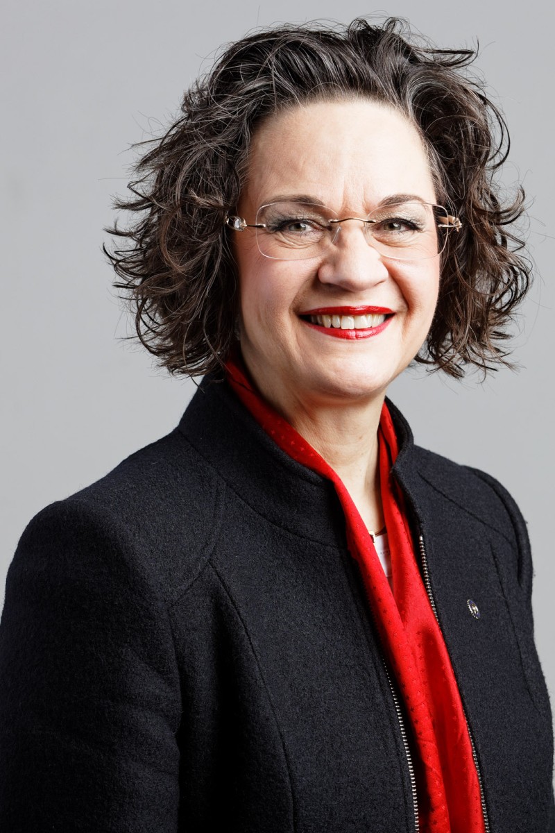Portrait von Christine Davatz-Höchner