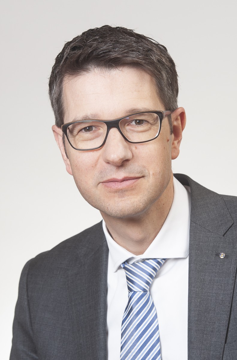 Portraitfoto Roger Erdin
