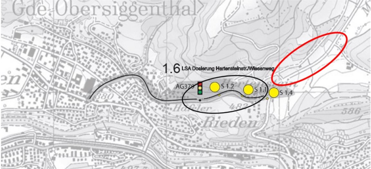Der neue Standort ist rot eingezeichnet, der ursprünglich geplante schwart.
